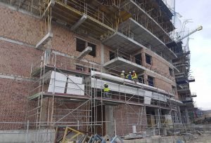 SATE, cerramientos y petos en edificios en Málaga, Hacienda Cabello.
