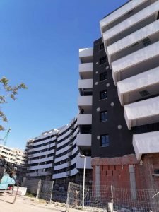 SATE, cerramientos y petos en edificios en Málaga